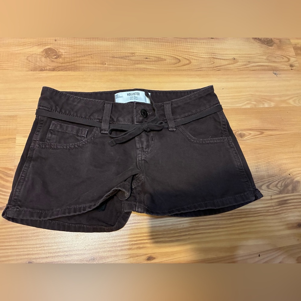 Hollister Women's mini low rise denim Brown Shorts Sz 000 23”